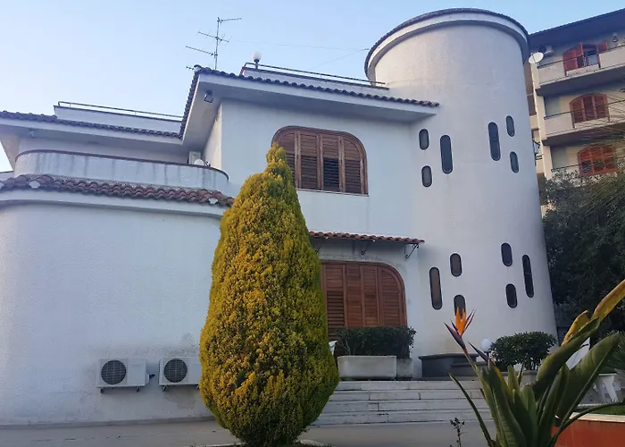 Hotel 3 stelle: Hotel Lachea